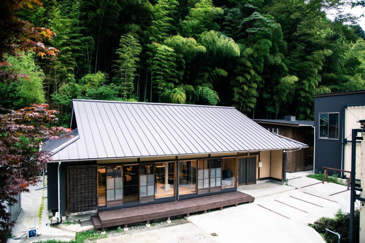 山の中の一棟貸切宿 五番地 Nambu (Yamanashi) Exterior photo
